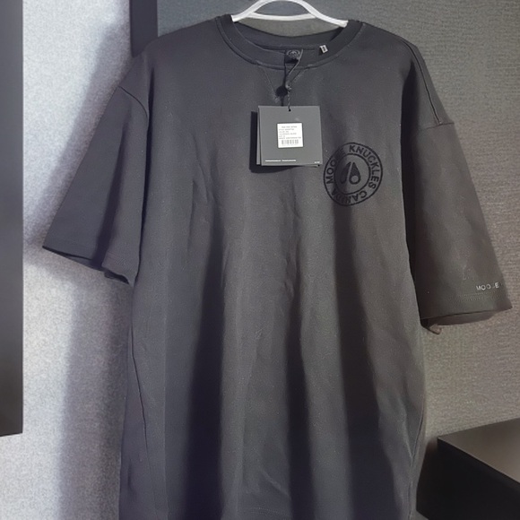LIMITED EDITION Moose Knuckles T-shirt Black Or White Streetwear Oversized - Picture 1 of 4